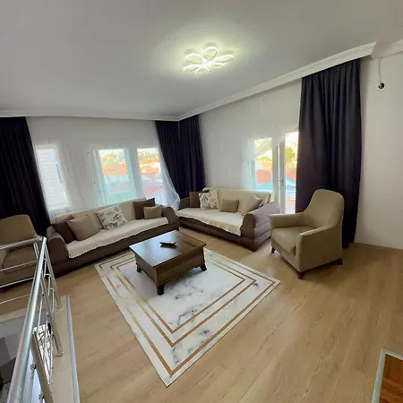 Izmir Carsi Çeşme